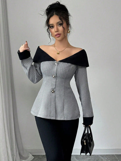 Minimalist Off-Shoulder V-Neck Jacket
