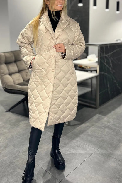 Quilted coat with leopard print lining